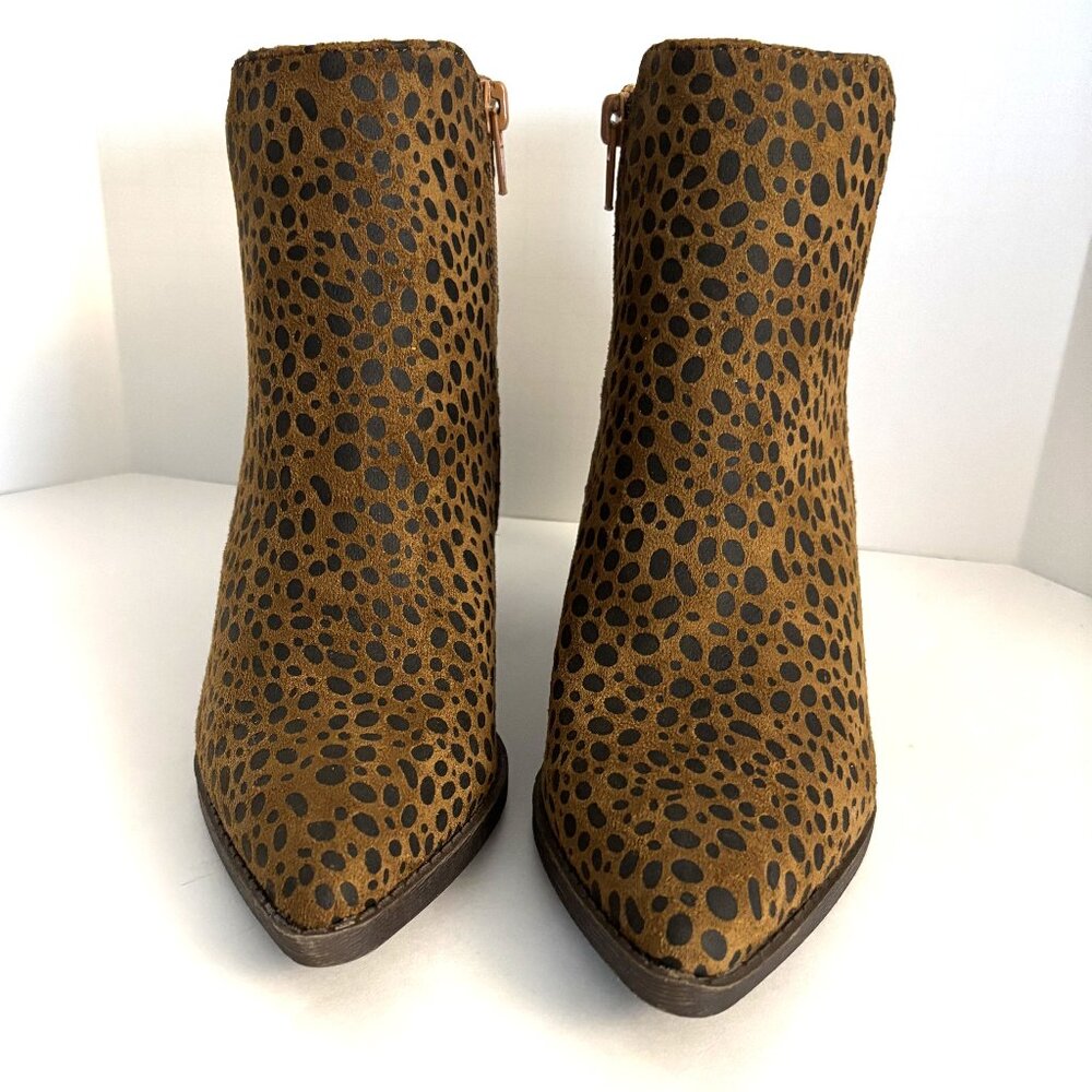 WOMEN’S SIZE 6 - MATA CELESTE SPOTTED BOOTIES